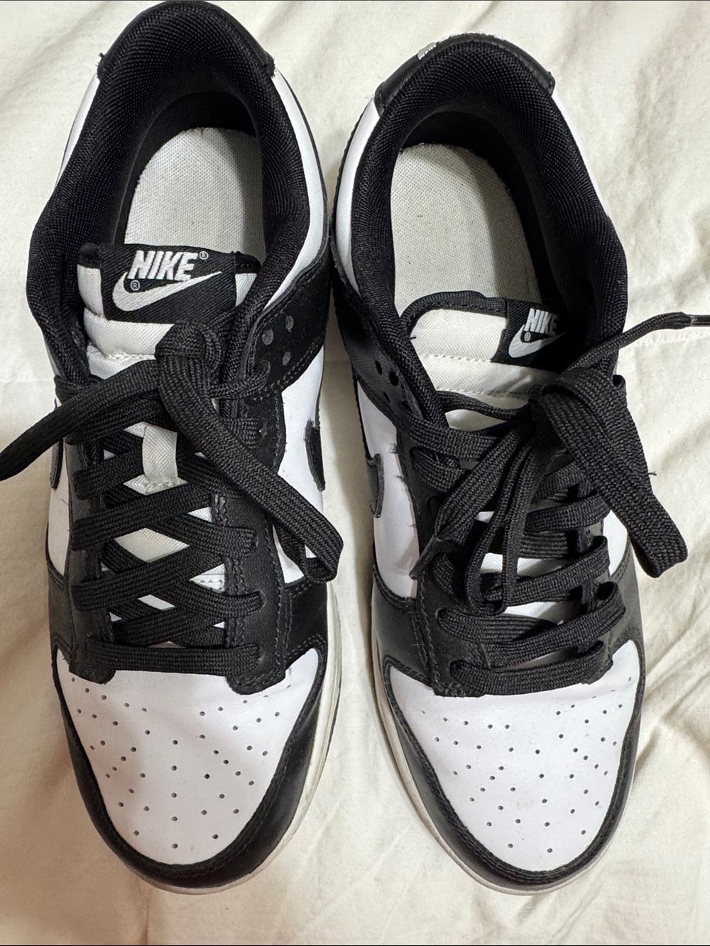 Nike Panda Dunk’s Men’s Black and White Low-Top Sneakers